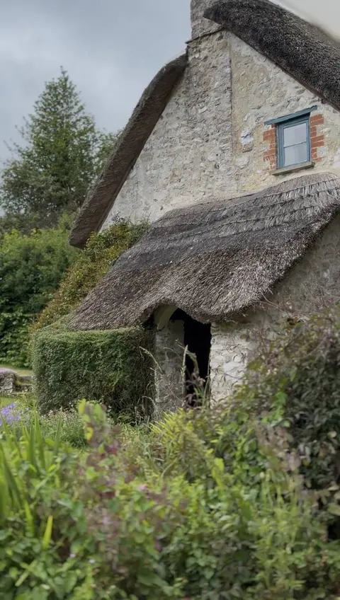 The thatched cottage at Knapp Woods